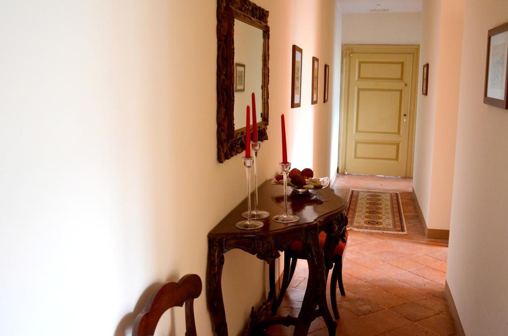 Apartamento Residenza Ca' laRipa Solto Collina Habitación foto