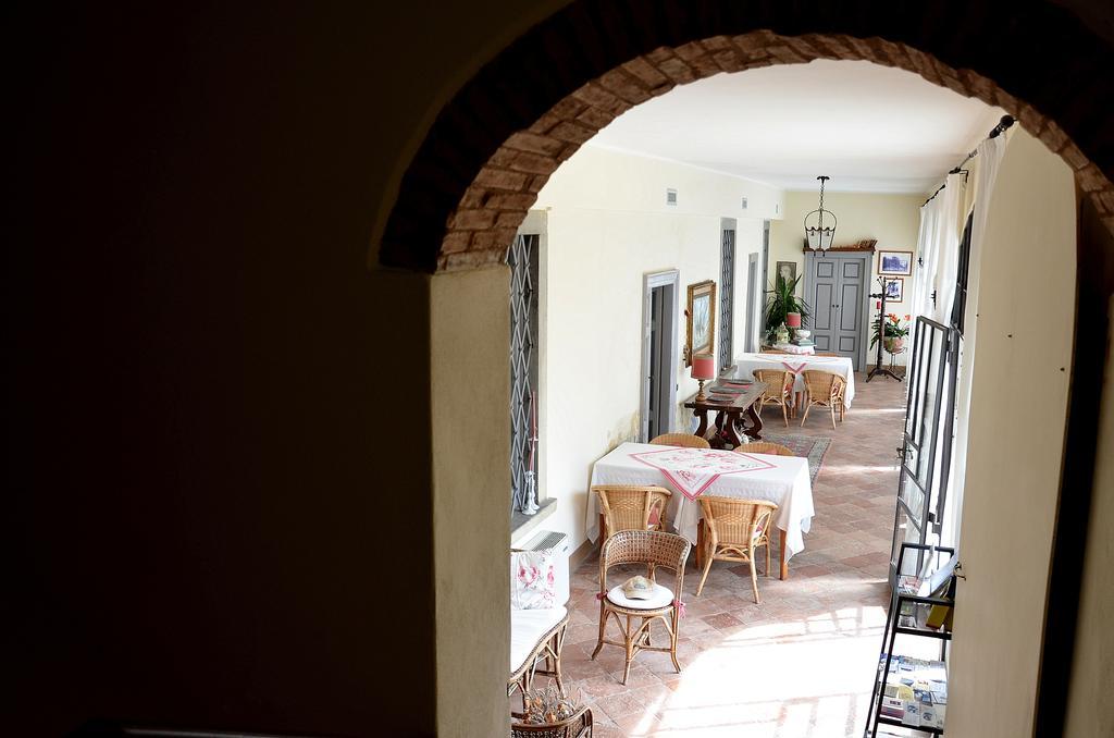 Apartamento Residenza Ca' laRipa Solto Collina Habitación foto