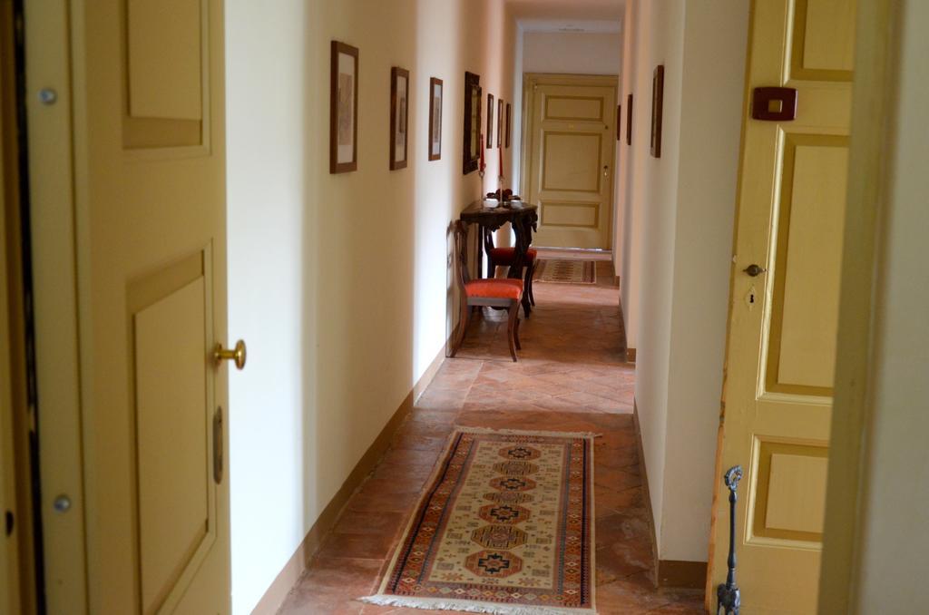 Apartamento Residenza Ca' laRipa Solto Collina Habitación foto